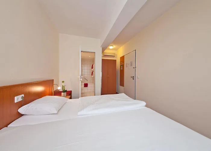 Arcadia Belmondo 4*