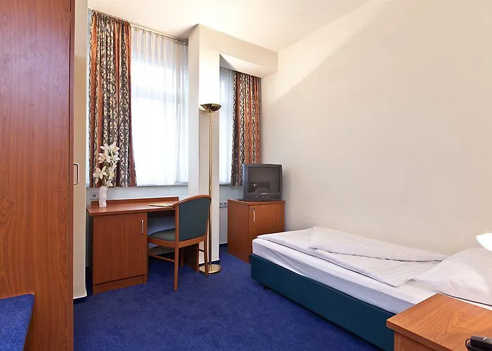Arcadia Belmondo 4* Hamburg-Harburg